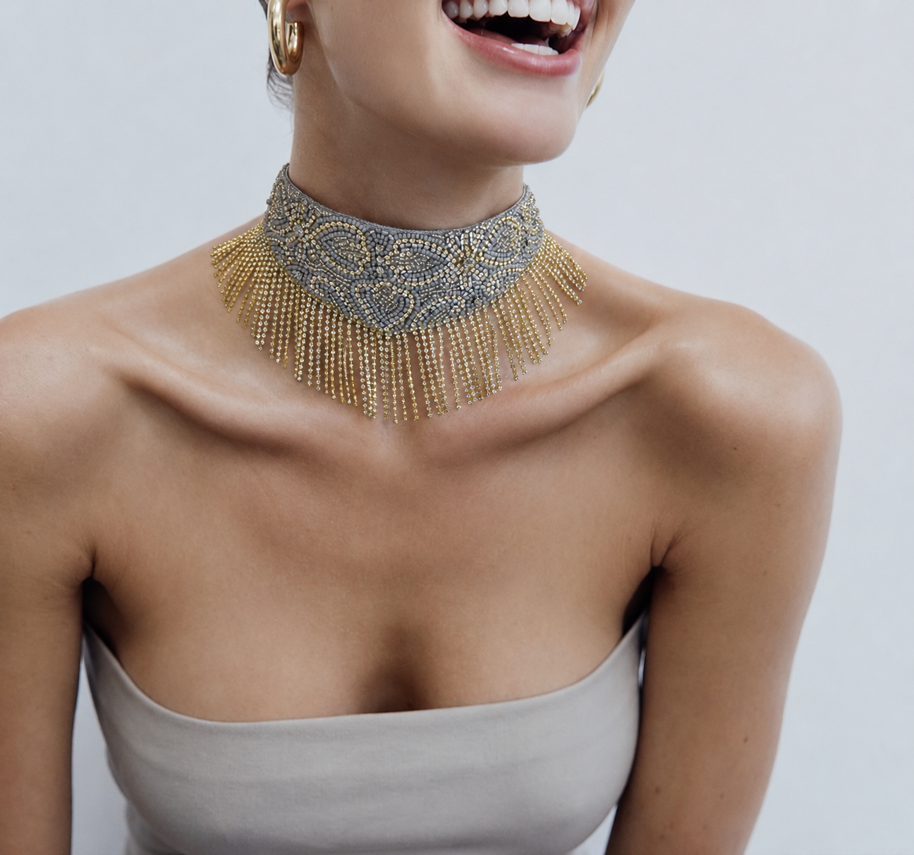 Choker grey swan Queen