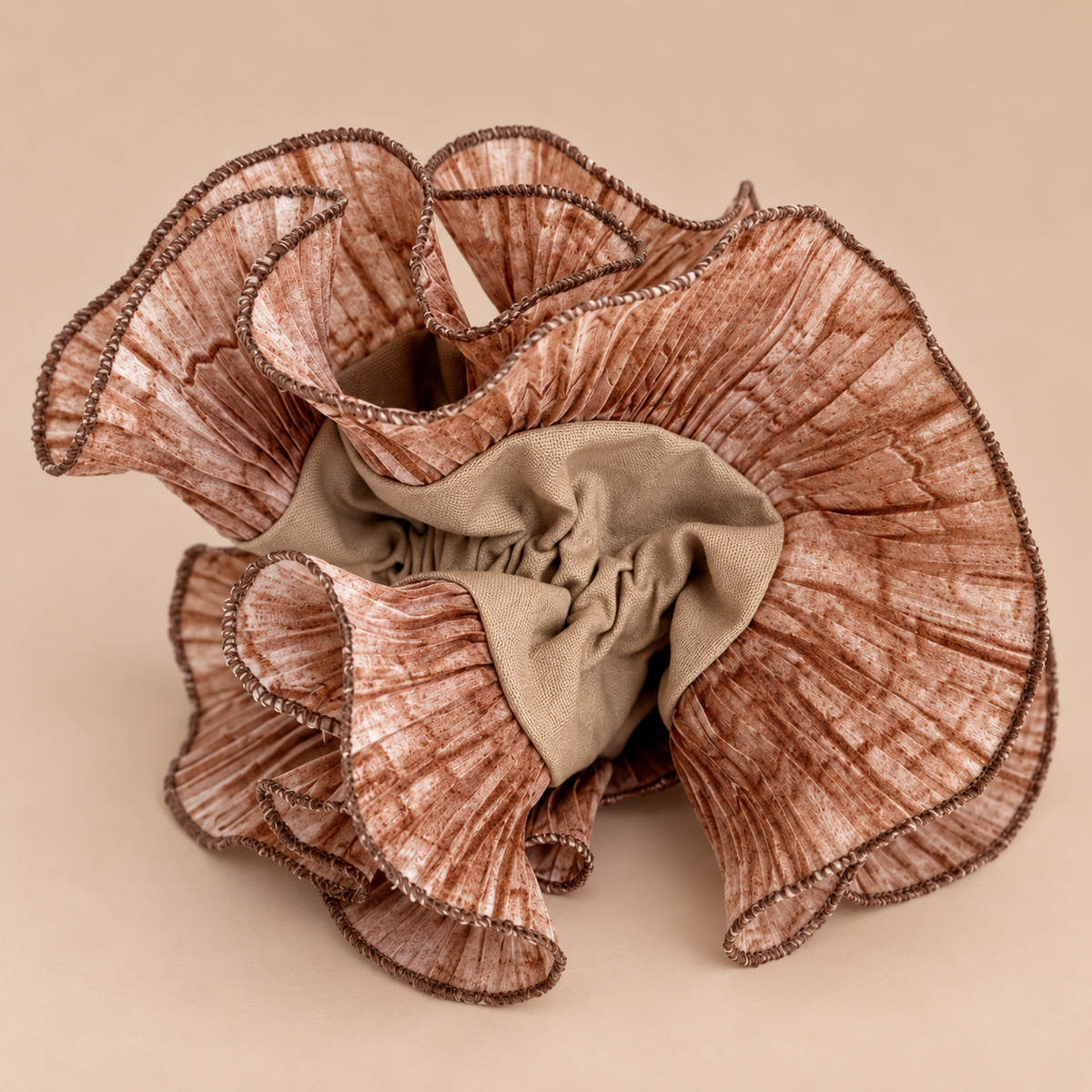 Scrunchie Espresso waves