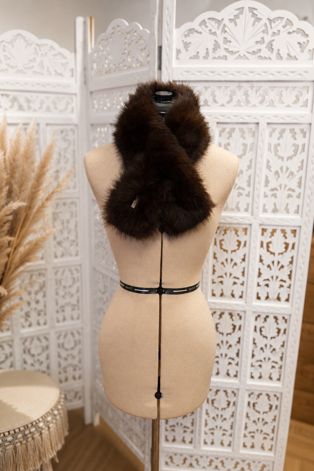 Cuello peludo chocolate Lucky you