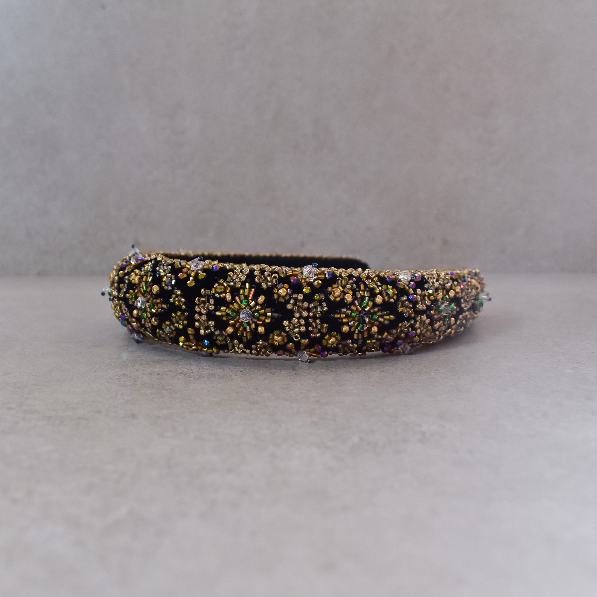 Cintillo Geometric BRIDGETE VELVET BLACK GOLD WIDER