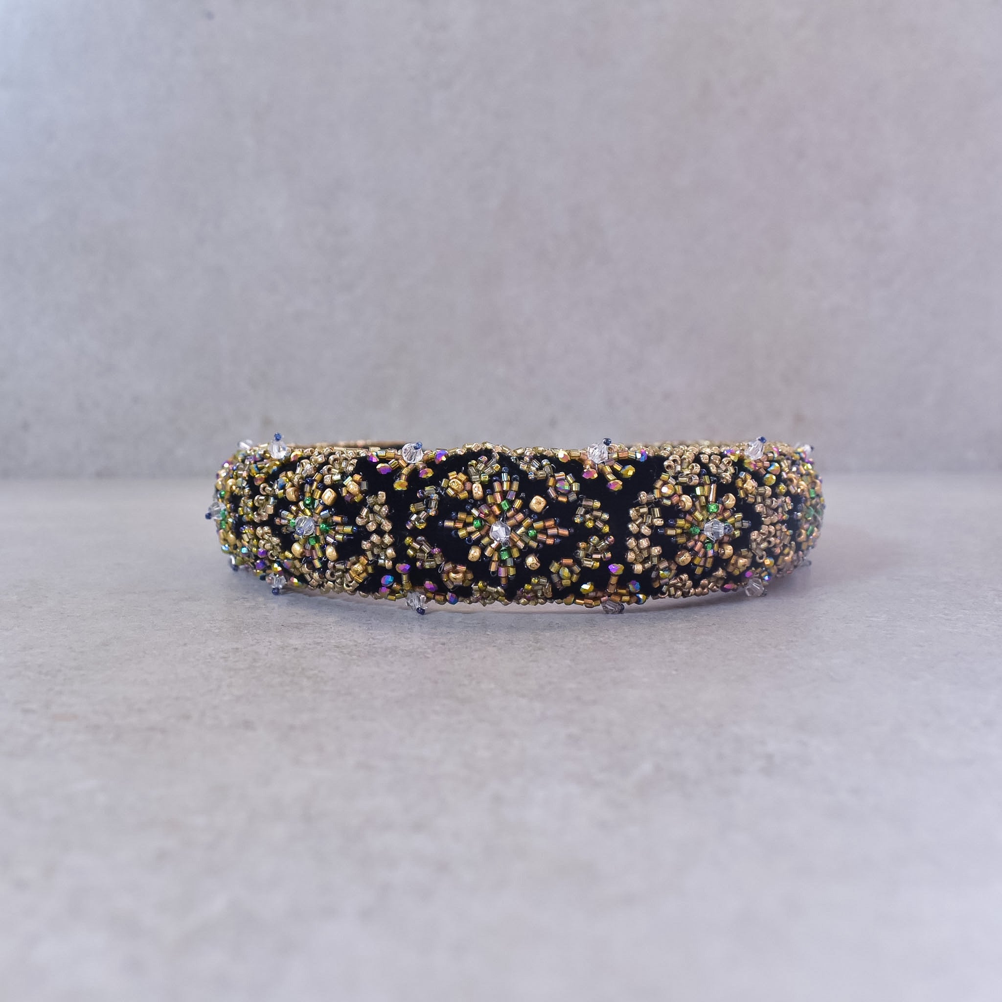 Cintillo Geometric BRIDGETE VELVET BLACK GOLD WIDER