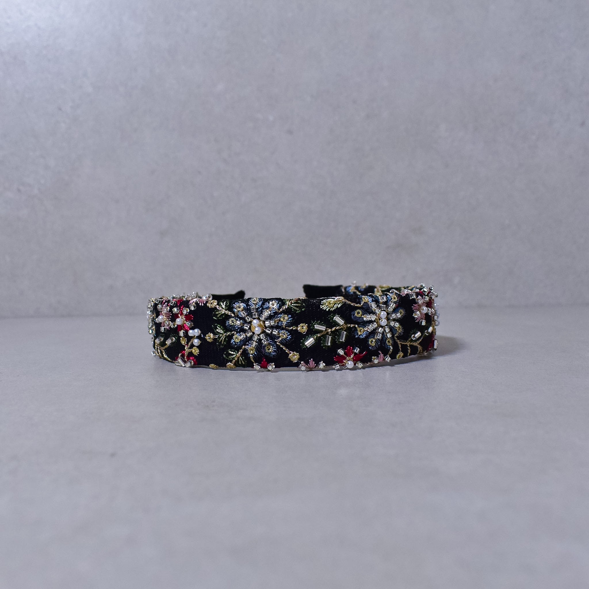Cintillo Spring Black
