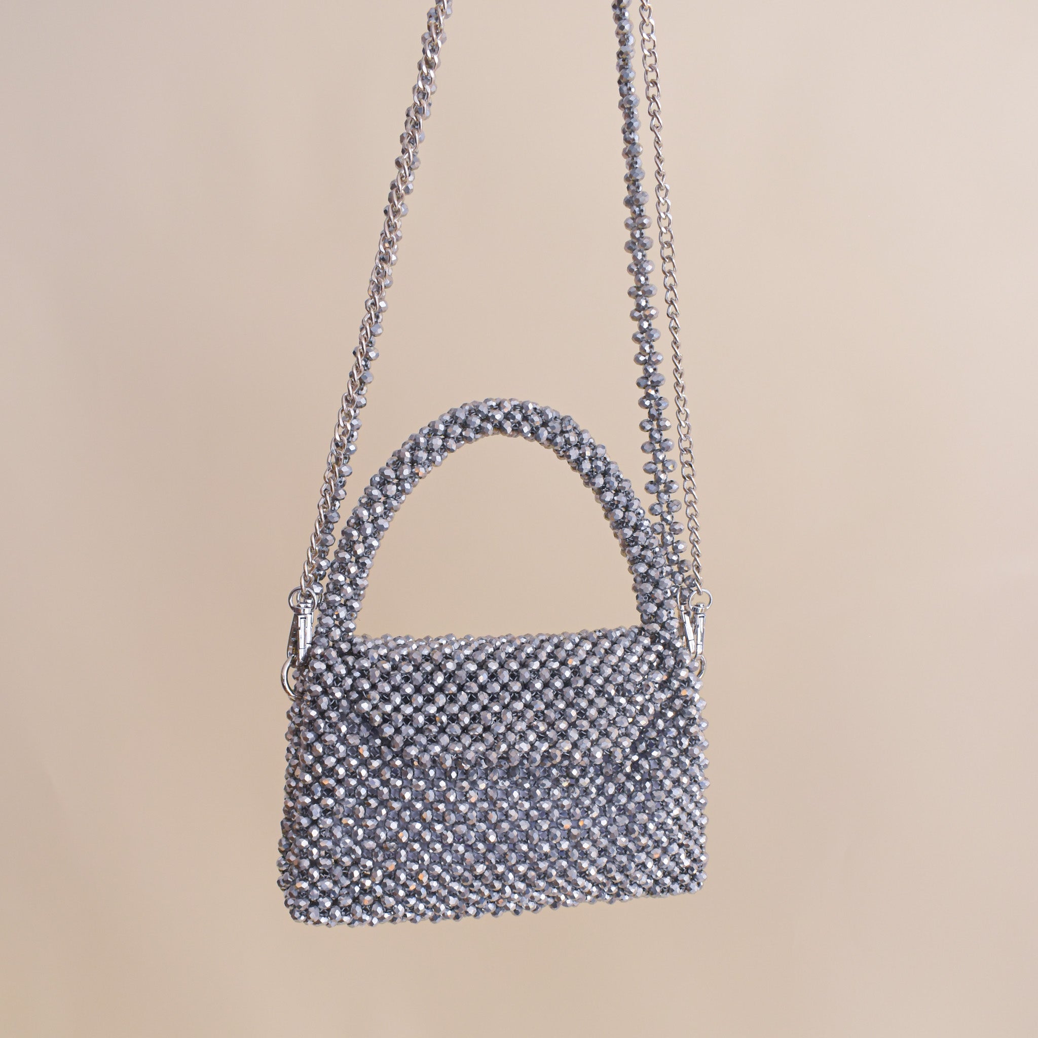 Cartera tejida en piedras "I SAID YES" Iron