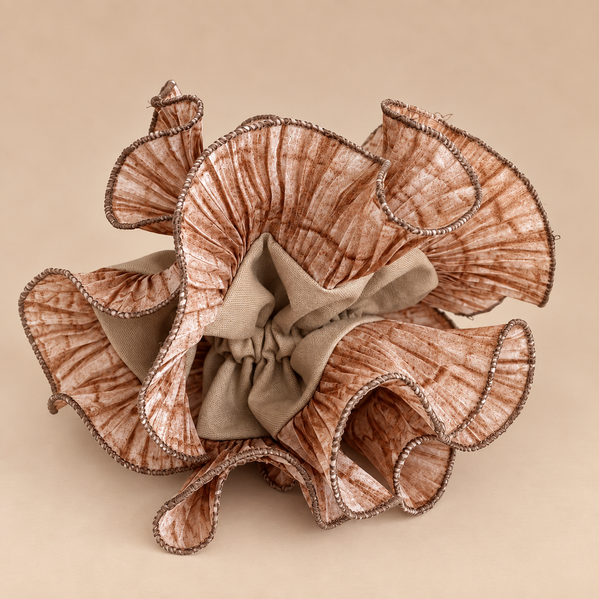 Scrunchie Espresso waves