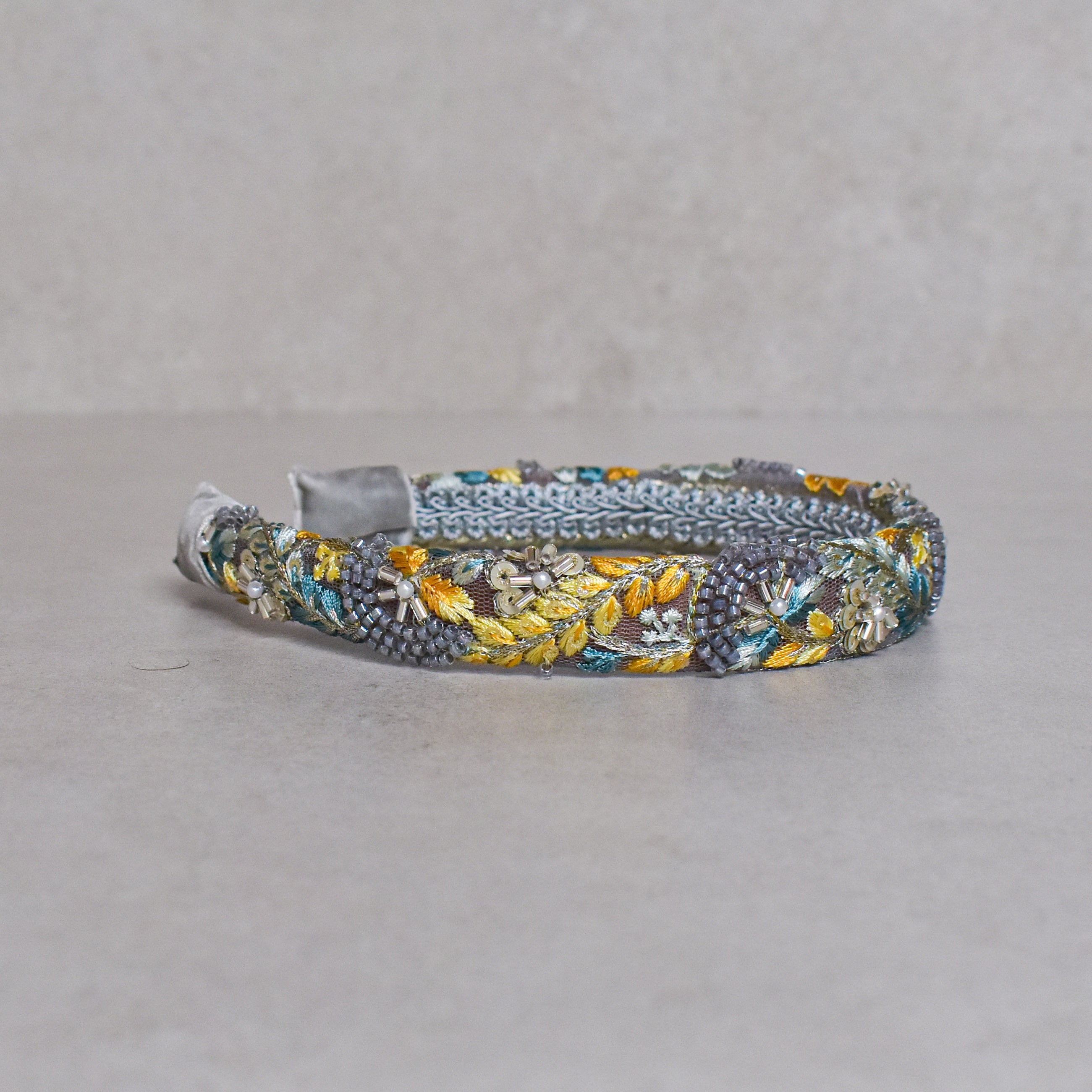 Cintillo Elegance Spring Grey