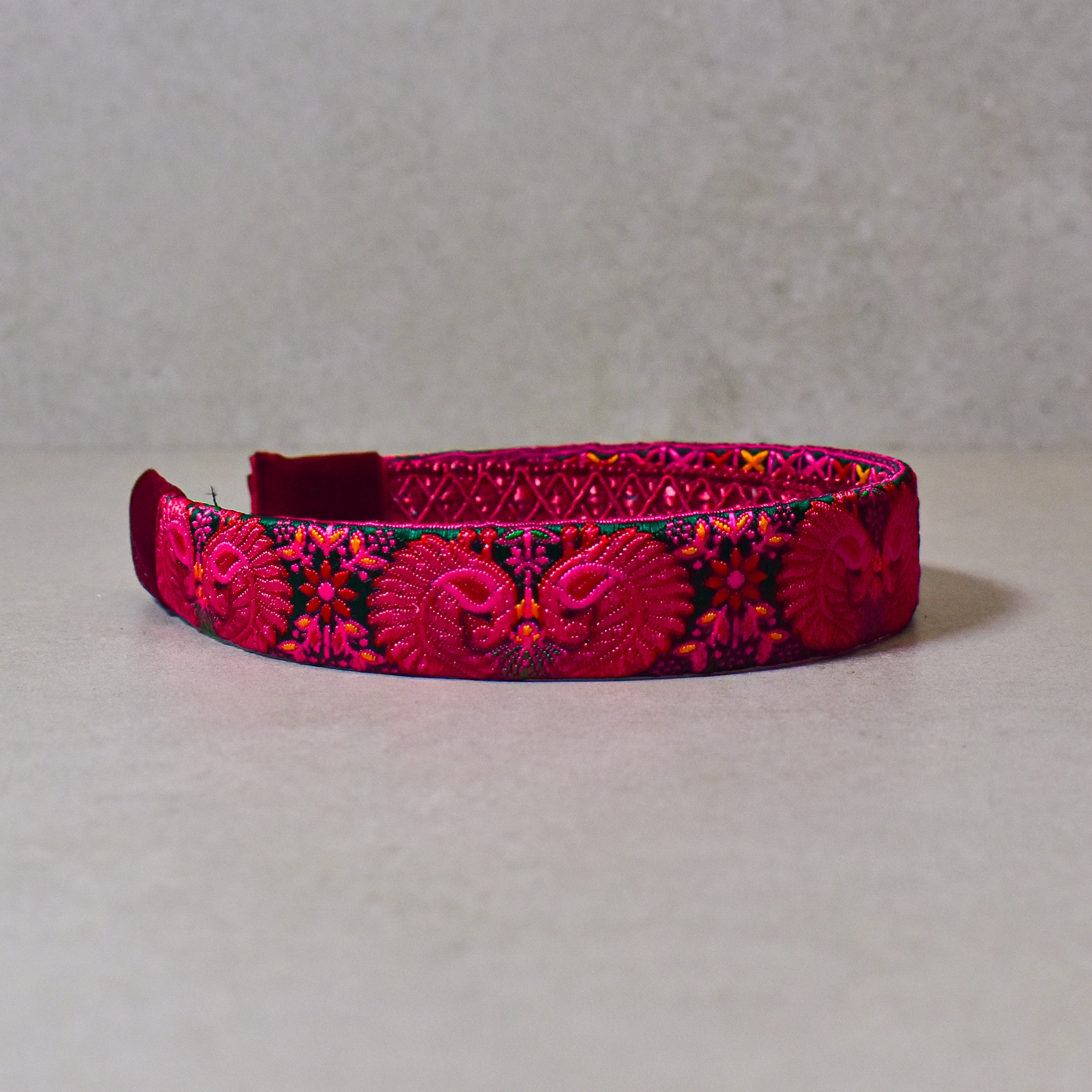 Cintillo Crimson Peacock