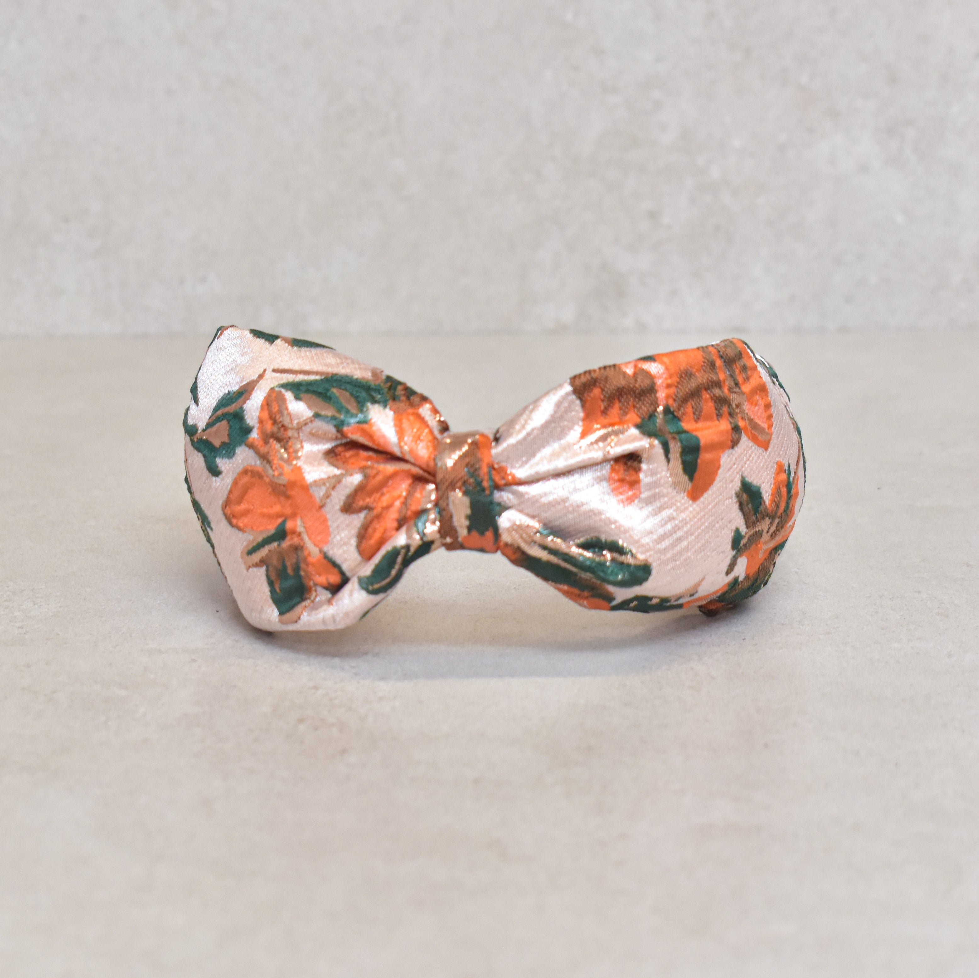 Cintillo, Knot Flower