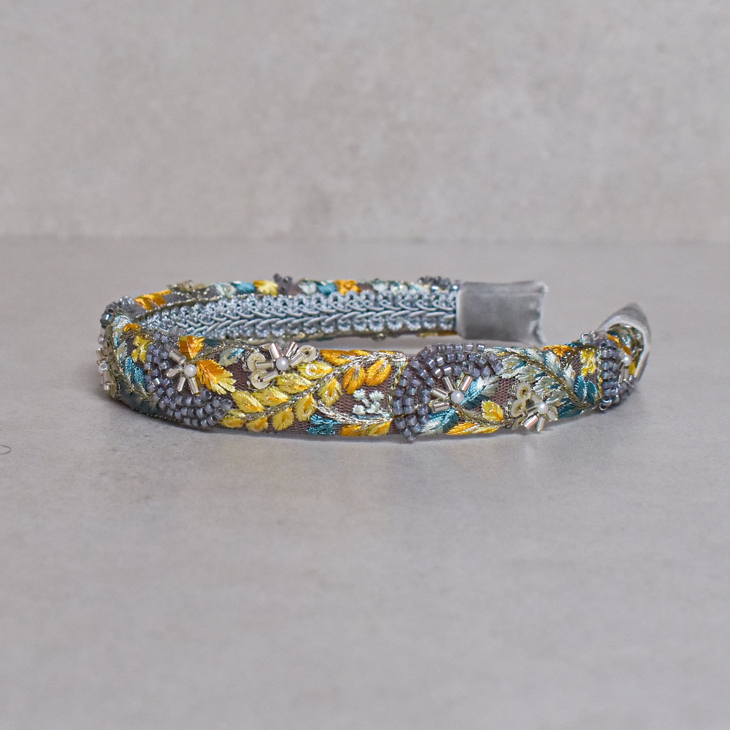 Cintillo Elegance Spring Grey