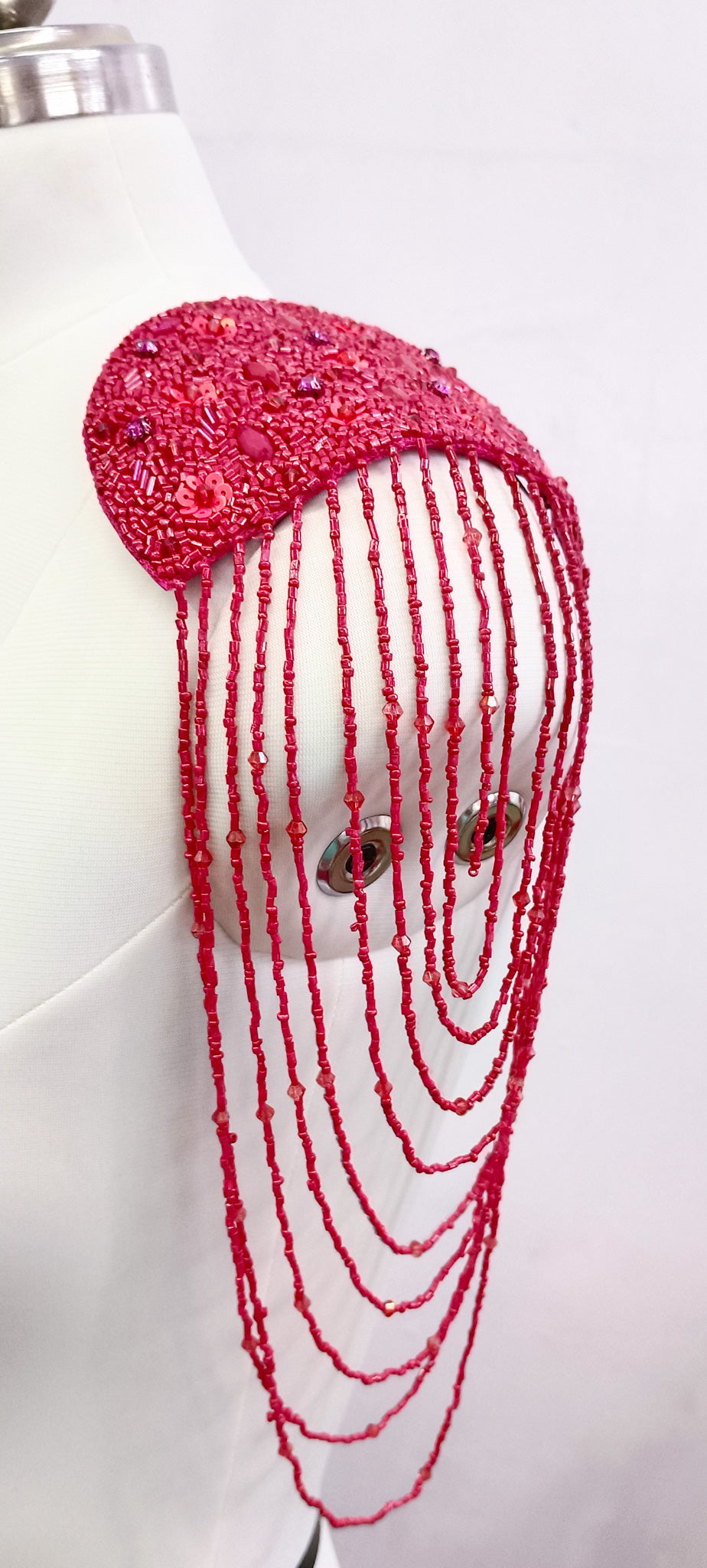 Hombreras bordadas, Dress you up