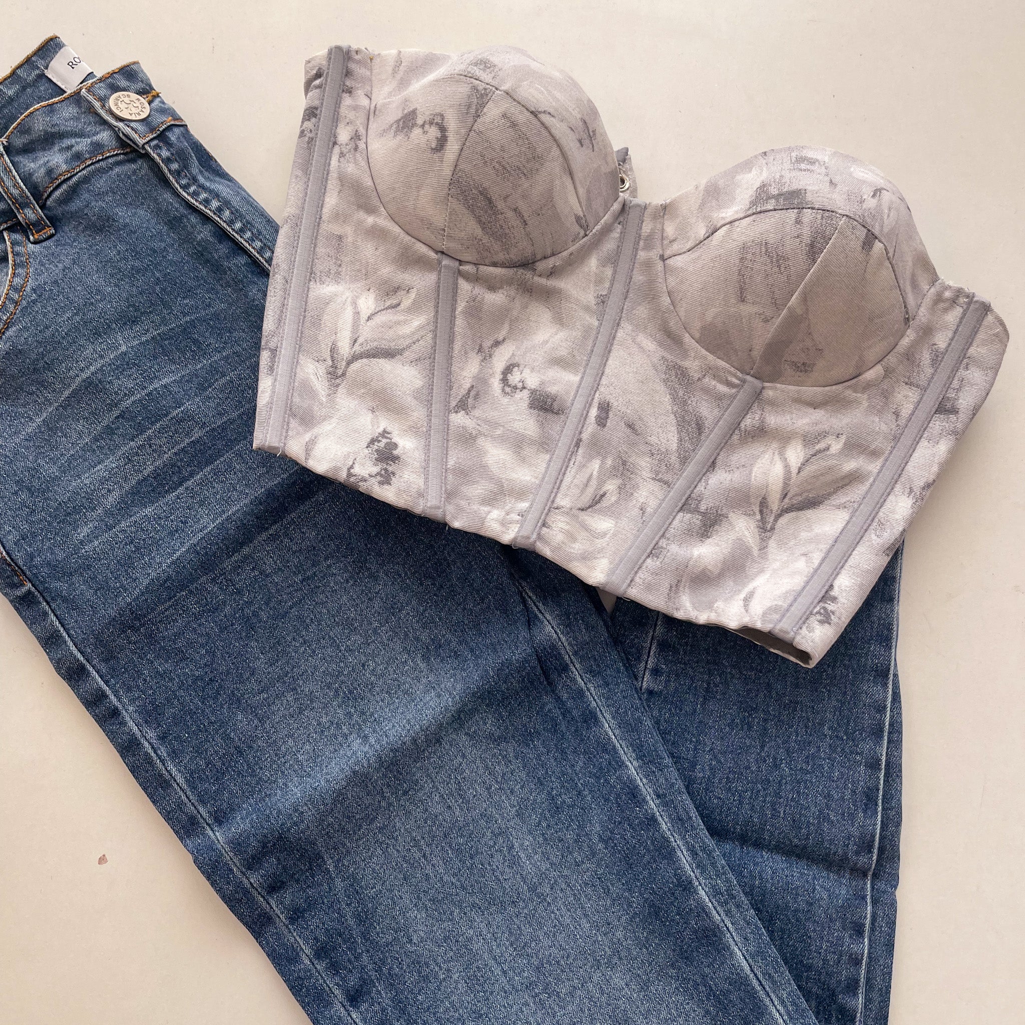 Corsé Grey casual party