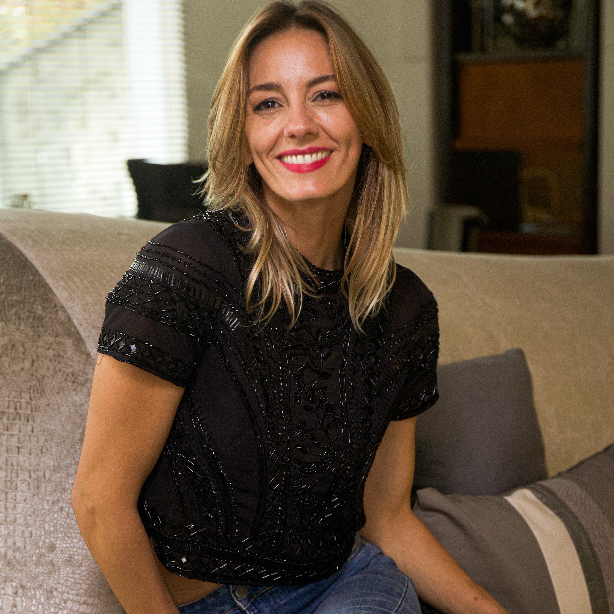 Polera blusa Rahab Full Piedras Negra