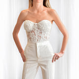 Corsé Luxurious White Flowers lo