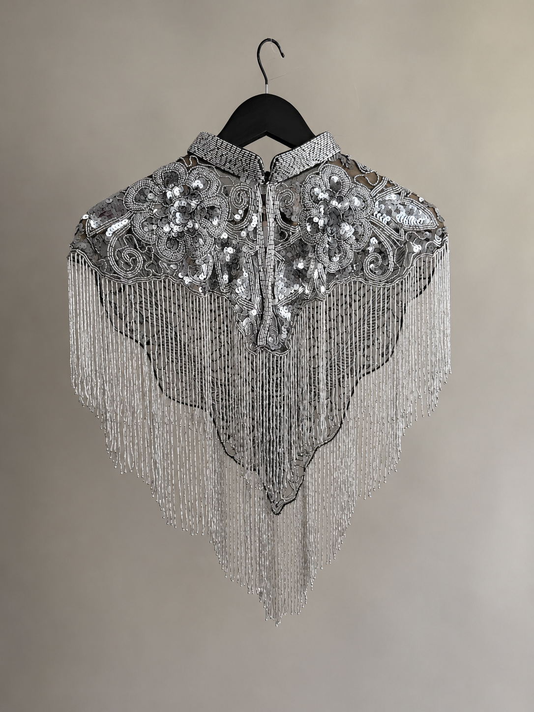 Capa bordada flecos Alas Silver
