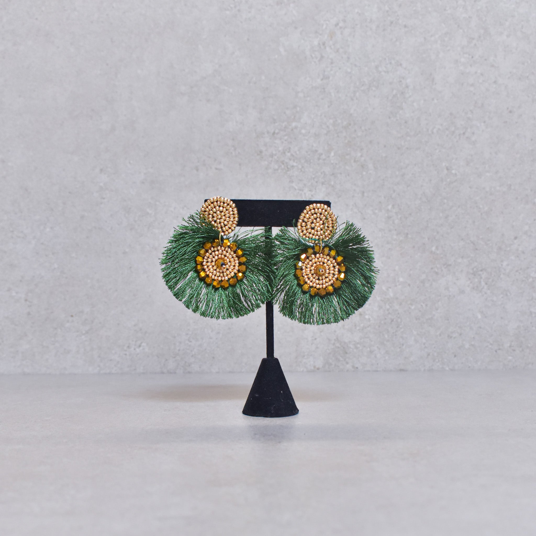Aros lovely green