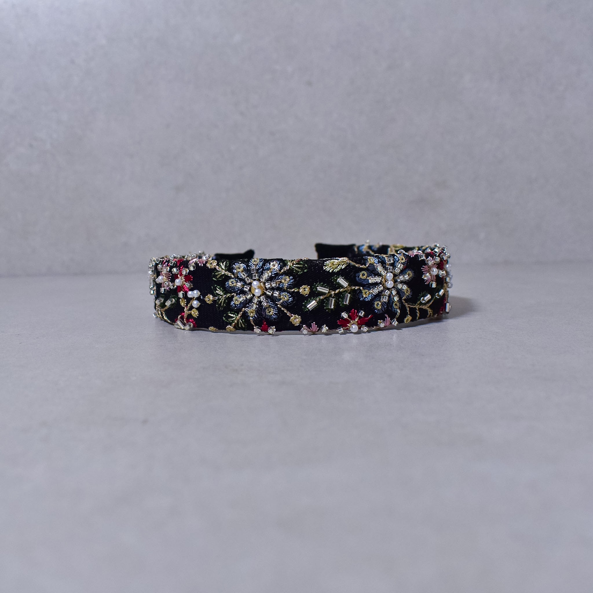 Cintillo Spring Black
