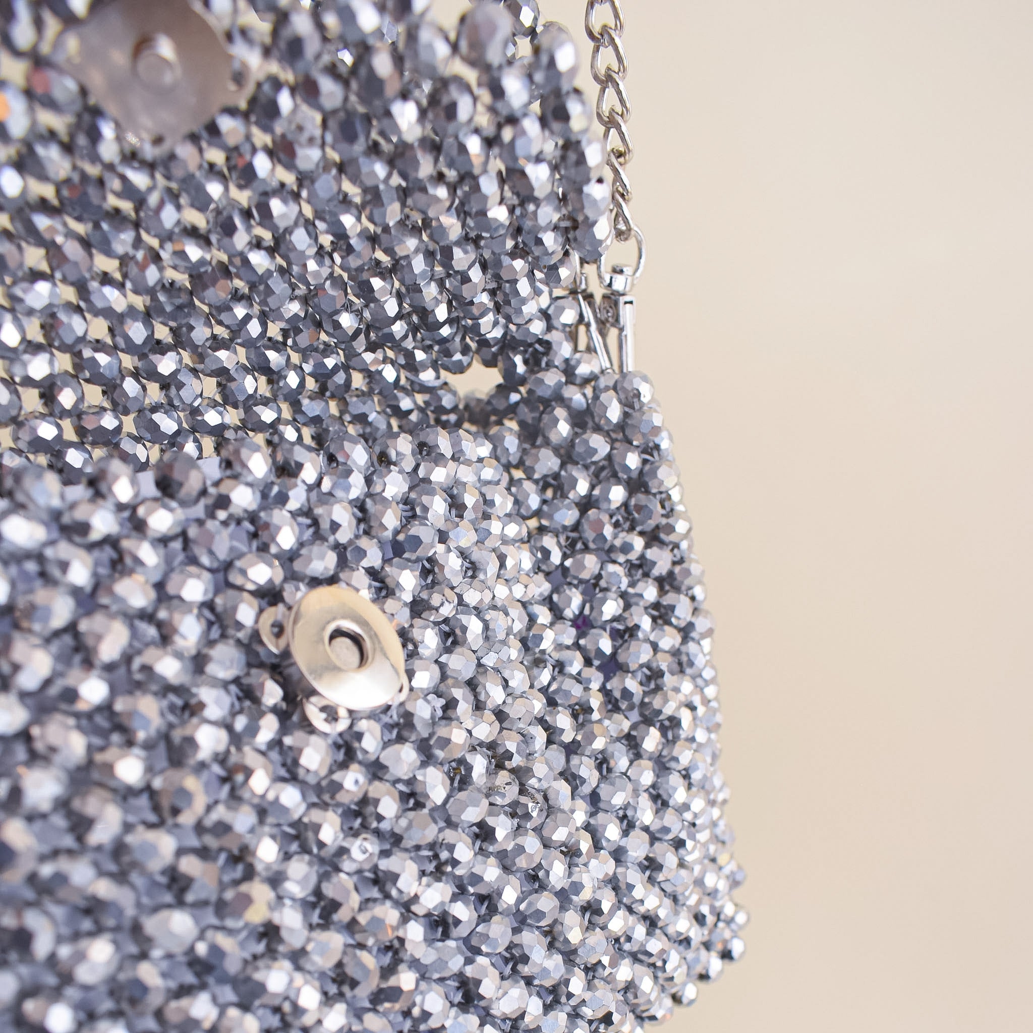 Cartera tejida en piedras "I SAID YES" Iron