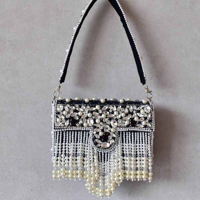 Cartera "BLACK PEARLS PURSE"