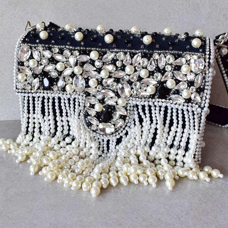 Cartera "BLACK PEARLS PURSE"