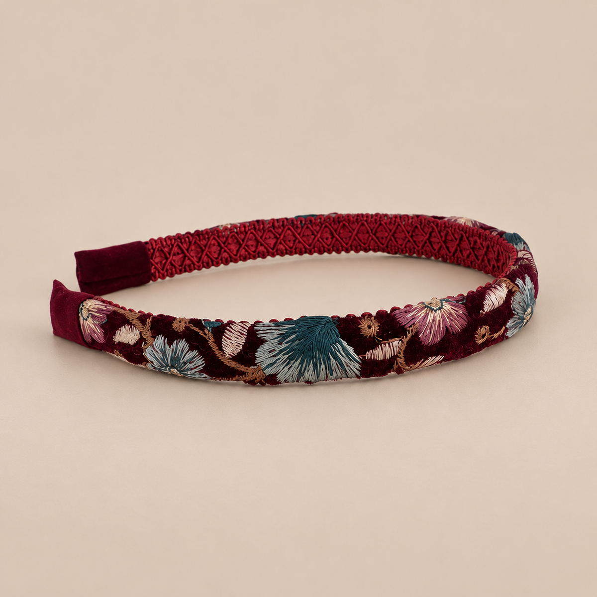 Cintillo velvet crimson and clover