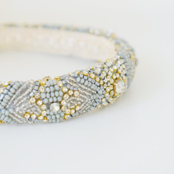 Cintillo luxury Grey Swan Queen