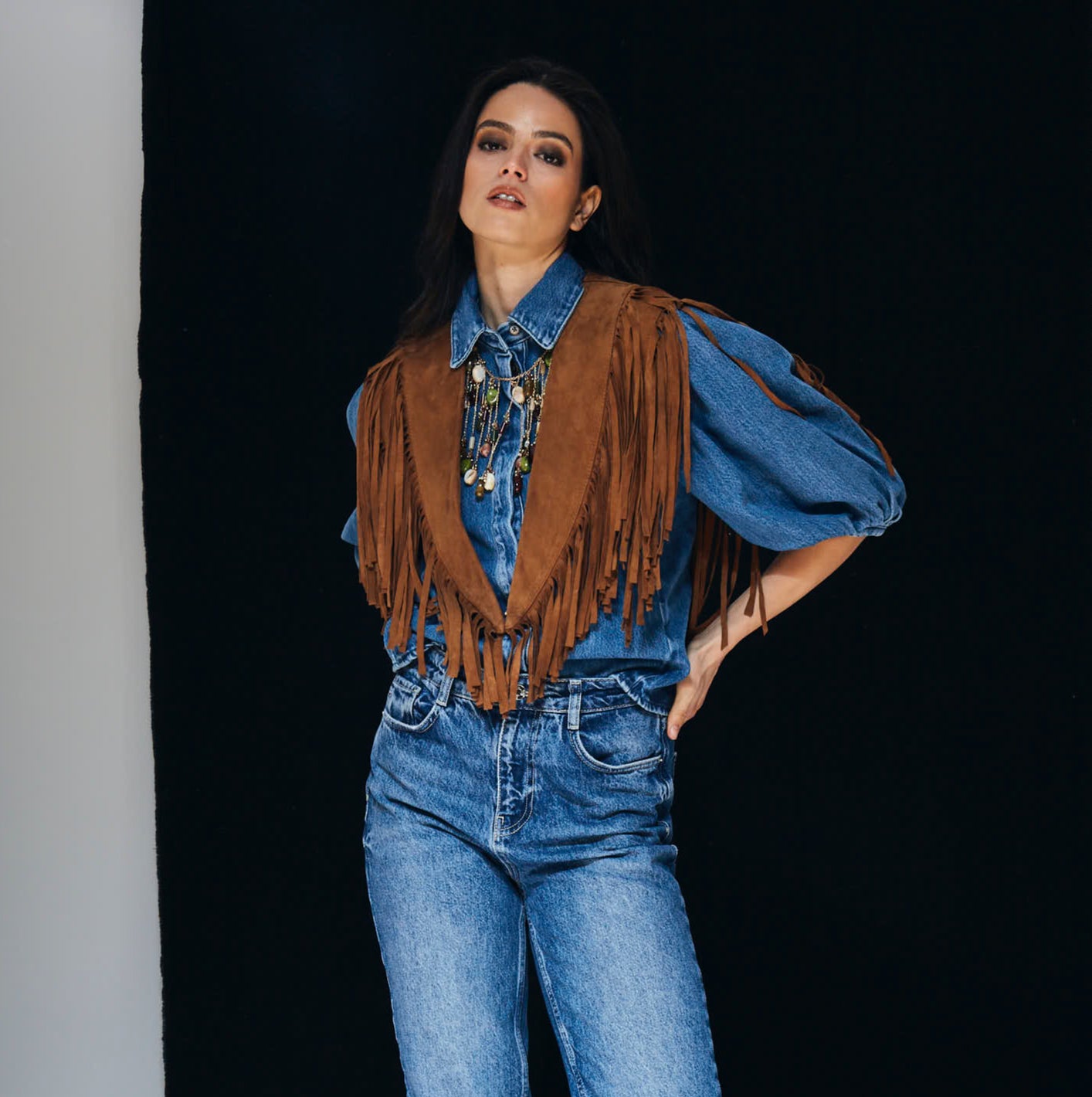 Capa, Cobain Camel LEATHER COLLECTION