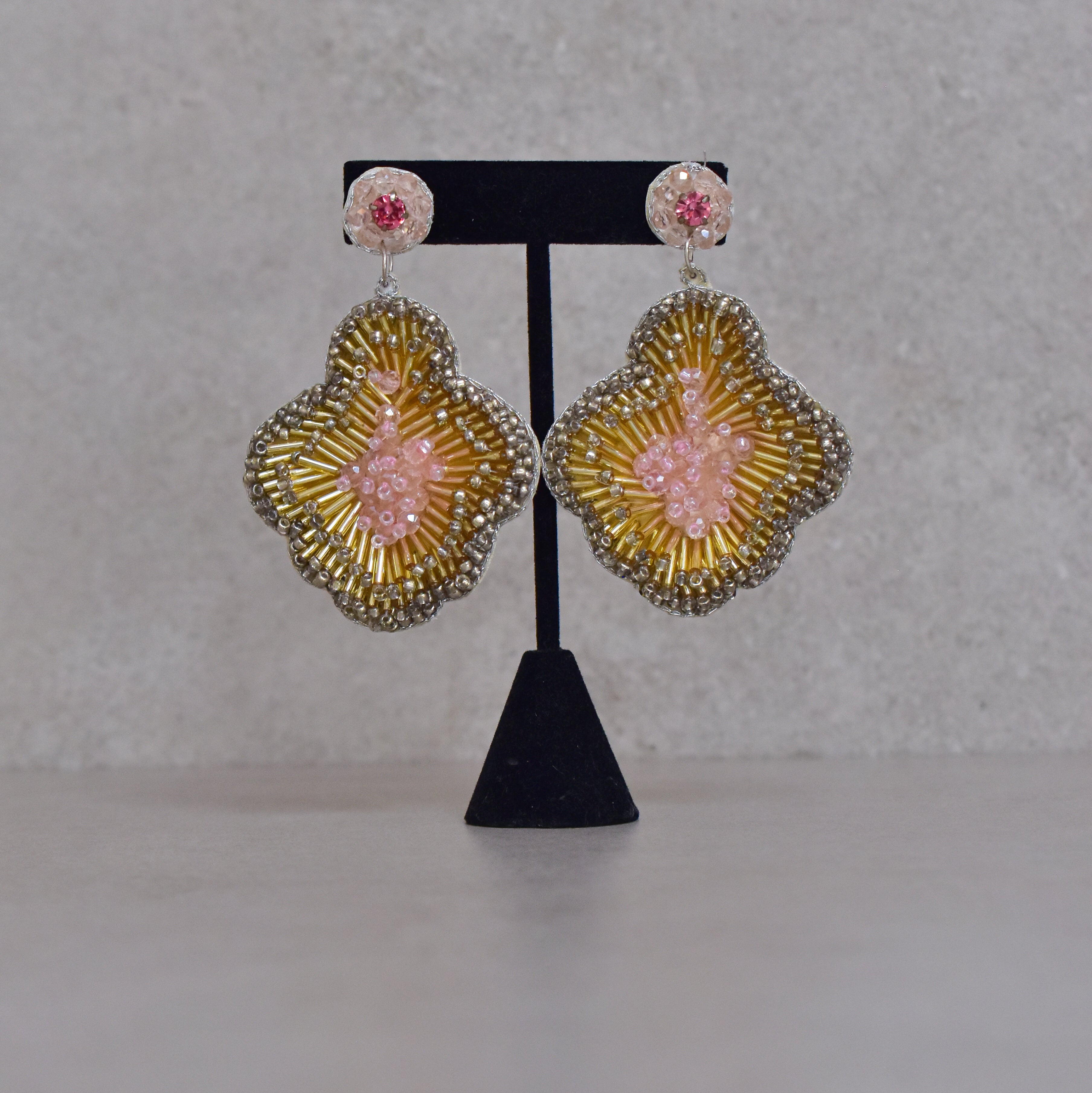 Aros golden seashell