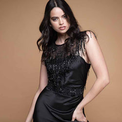 Capa flecos, Back to Black
