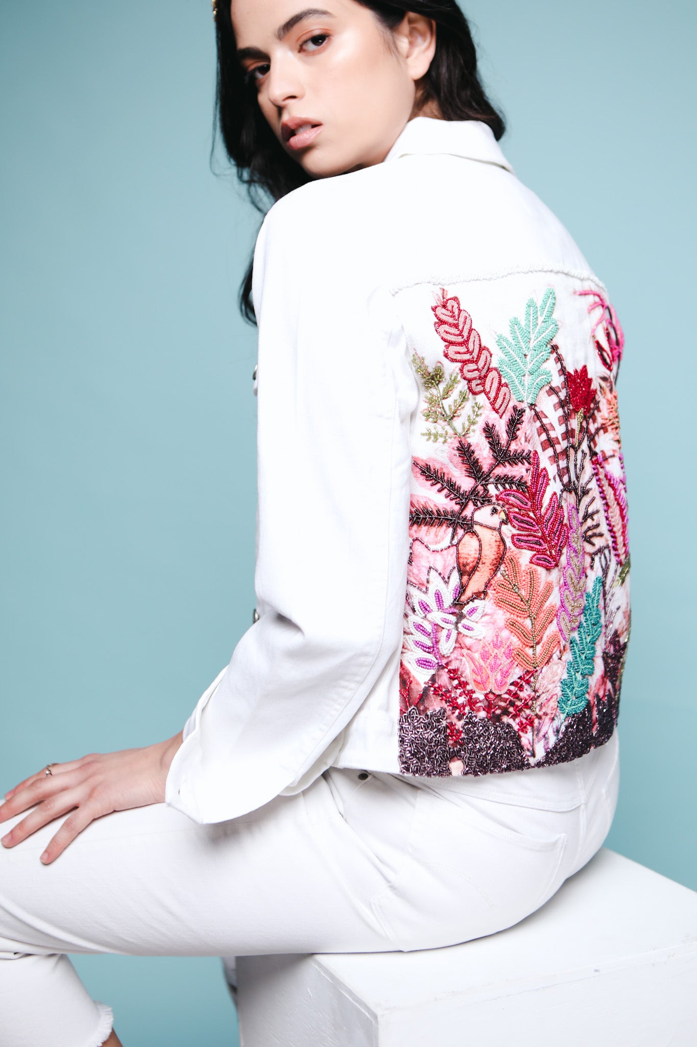 CHAQUETA BLANCA TROPICAL LEAVES